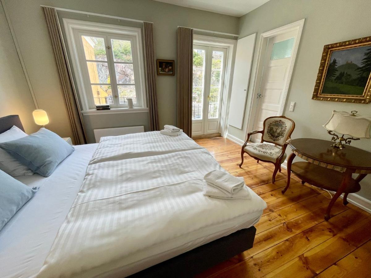 Jantzens Hotel Gudhjem Extérieur photo