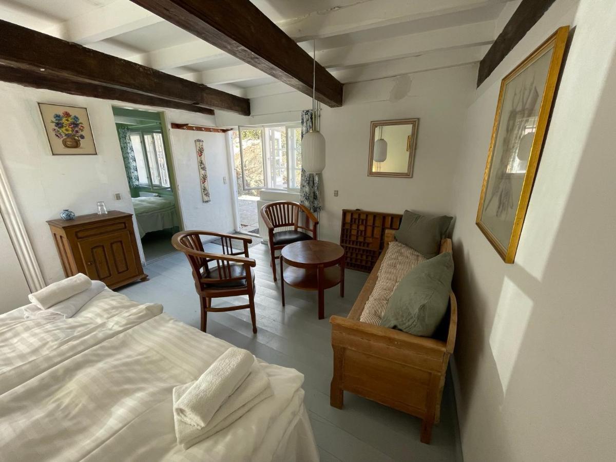 Jantzens Hotel Gudhjem Extérieur photo
