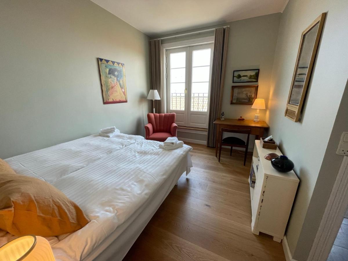 Jantzens Hotel Gudhjem Extérieur photo