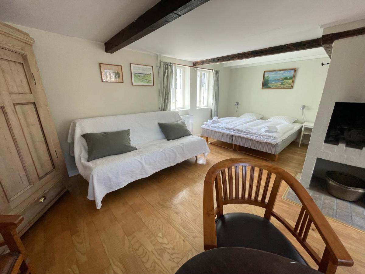Jantzens Hotel Gudhjem Extérieur photo
