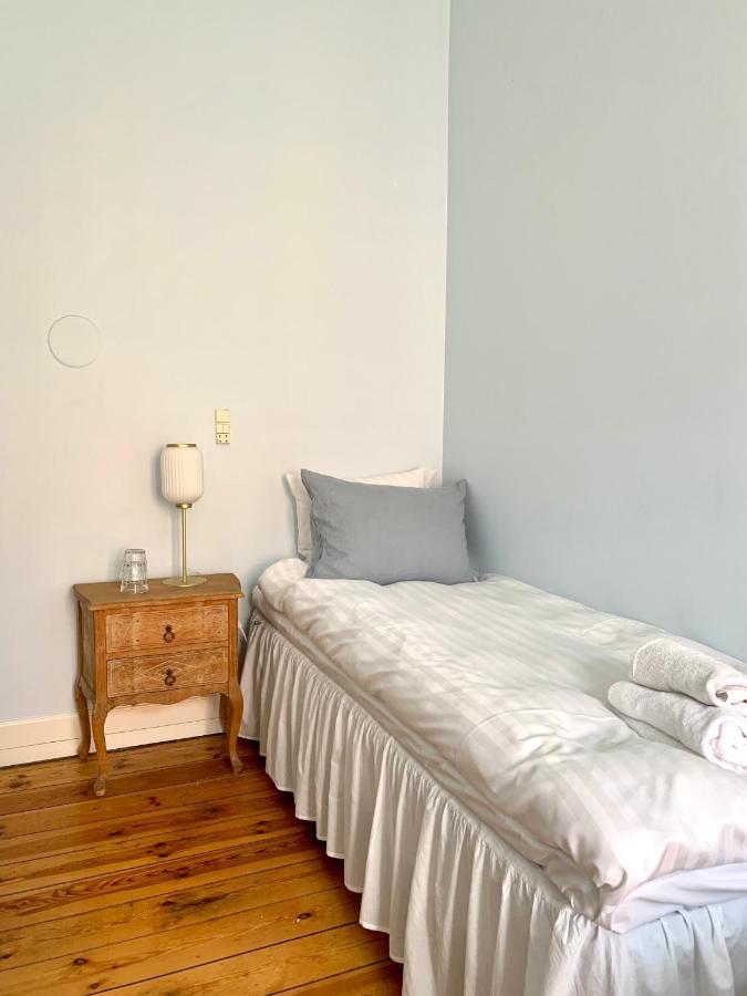 Jantzens Hotel Gudhjem Extérieur photo