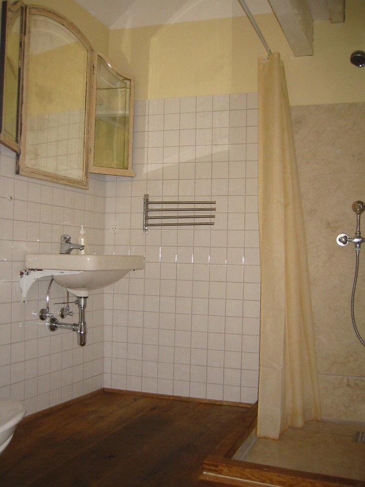 Jantzens Hotel Gudhjem Extérieur photo